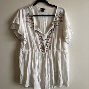 Torrid embroidered peasant top